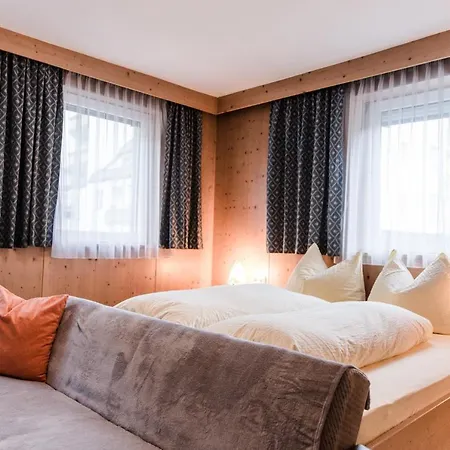 Konukevi Gastehaus Agnes Gstrein