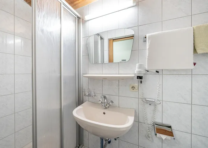 Gastehaus Agnes Gstrein 3*