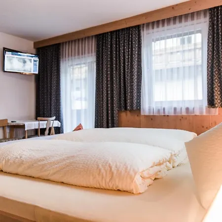 Gastehaus Agnes Gstrein 3*